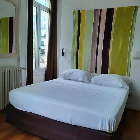 Le Royalty Hotel 2*