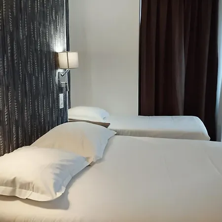 Hotell Le Royalty 2*