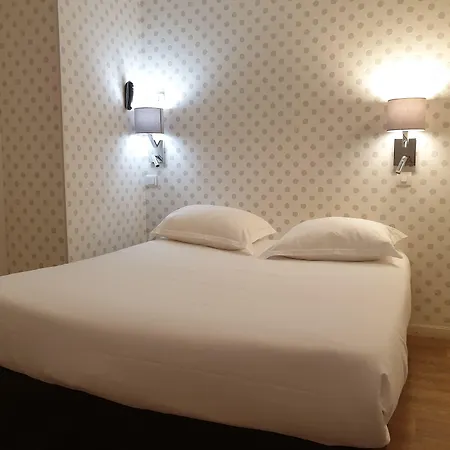 Hotel Le Royalty 2*