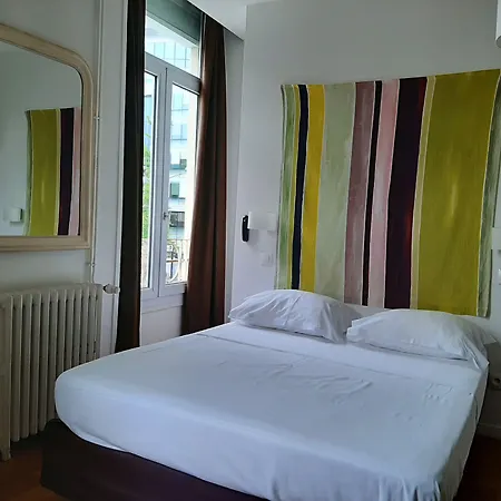 Le Royalty Hotel Angers