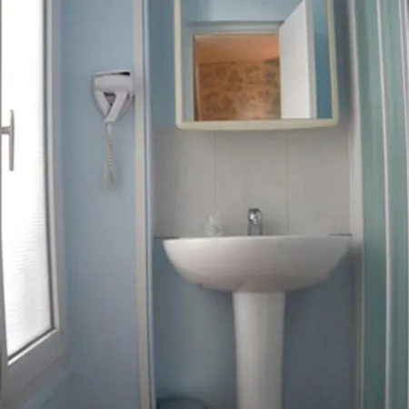 Le Royalty Hotell Angers