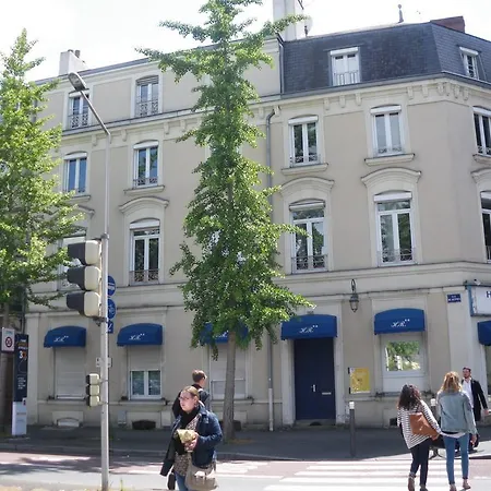 Hotel Le Royalty 2*