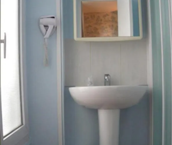 Le Royalty Hotel Angers